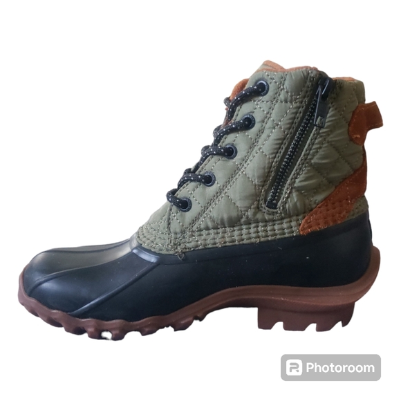 NWOT Womens Green Wolverine Torrent Quilted Duck Boot Size 8 - Picture 2 of 6
